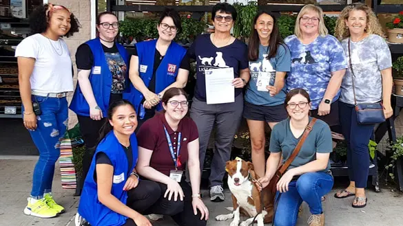 Store 510 - Centereach, NY, donates to Last Chance Animal Rescue.